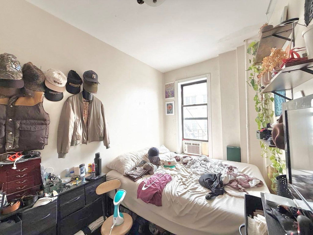 244 Roebling Street - Photo 6