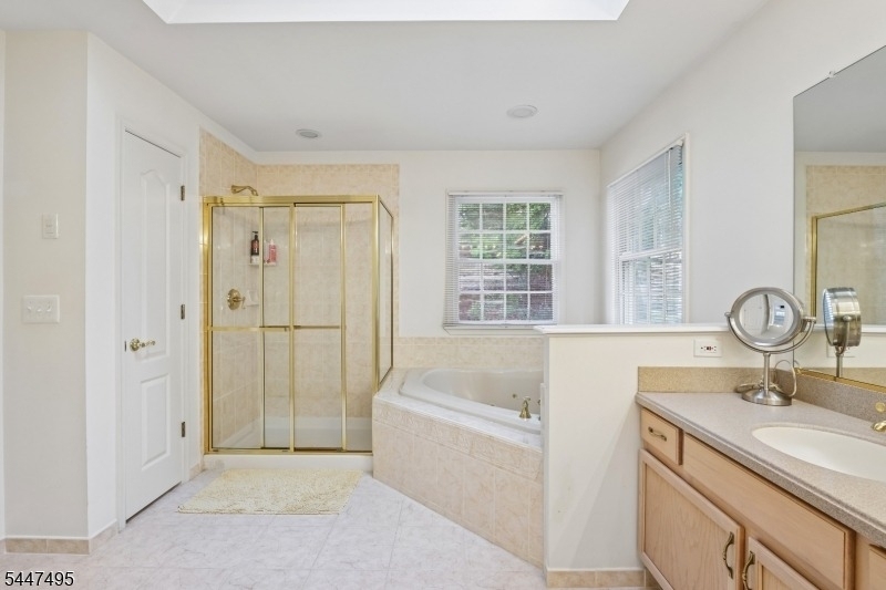 8 Pring Ct - Photo 20