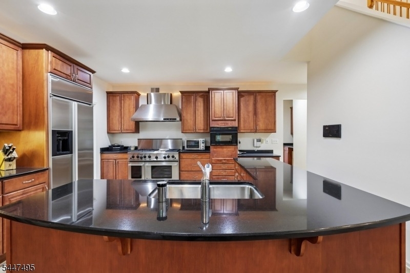 8 Pring Ct - Photo 5