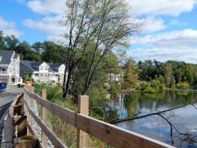 506 Waterview Ct - Photo 8