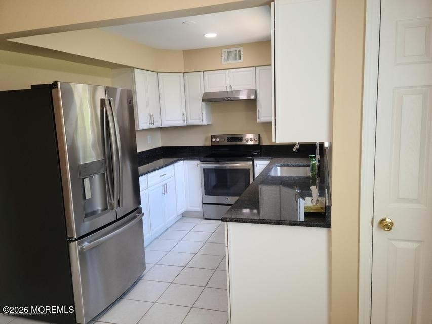 215 Clubhouse Drive - Photo 9