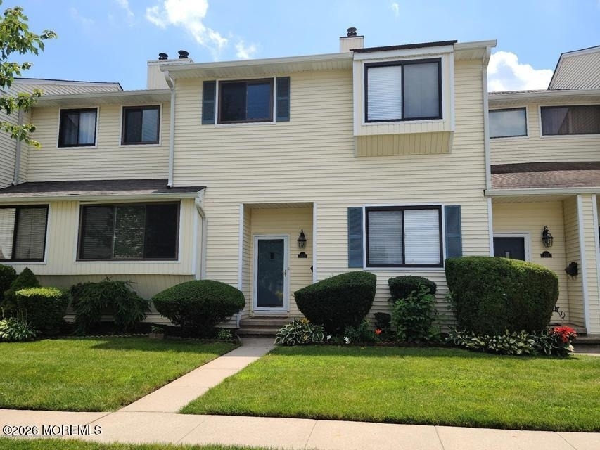 215 Clubhouse Drive - Photo 0