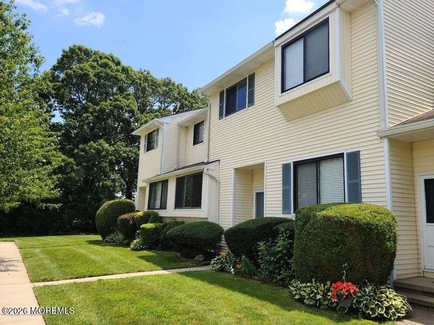 215 Clubhouse Drive - Photo 1