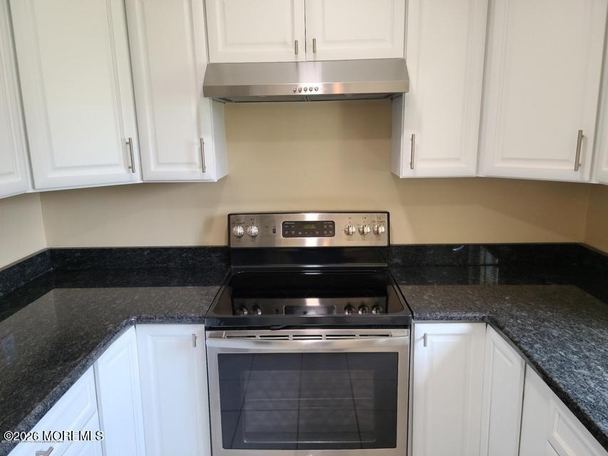215 Clubhouse Drive - Photo 6