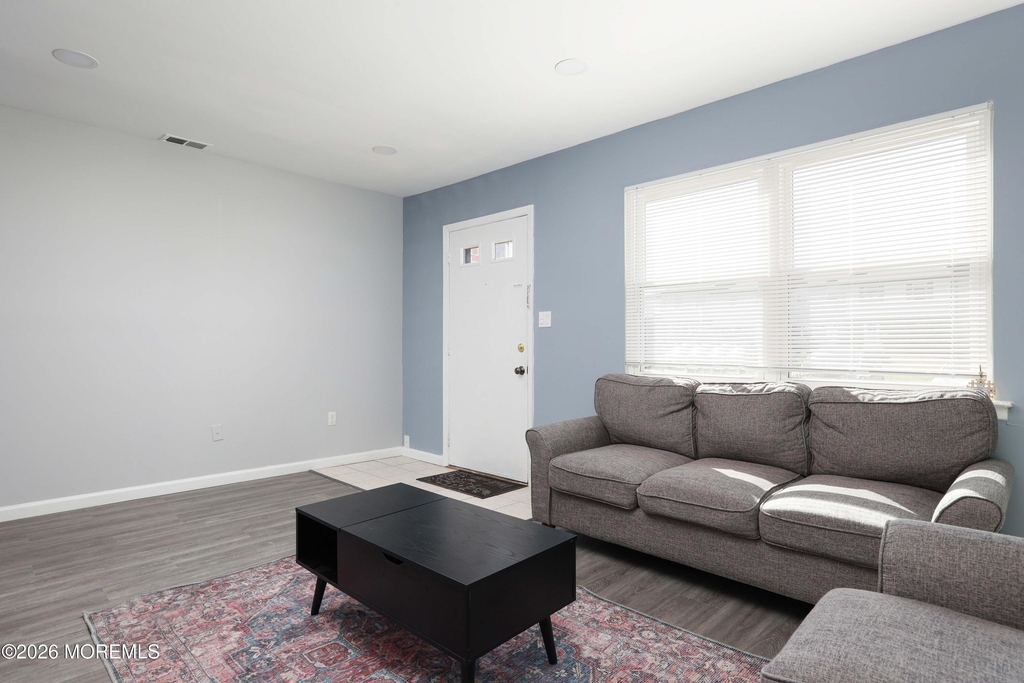 108 Greenwood Loop Road - Photo 2