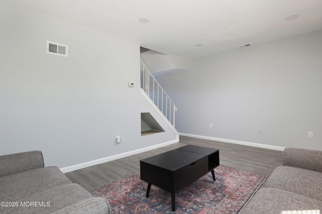 108 Greenwood Loop Road - Photo 3