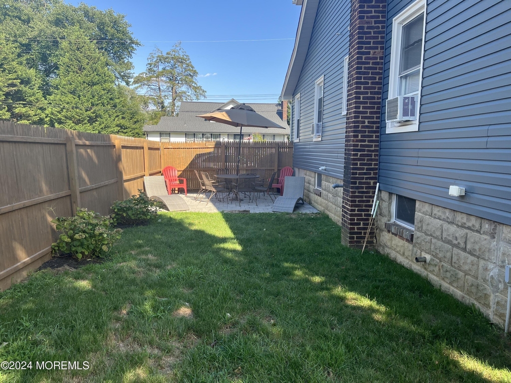 154 8th Street - Photo 19
