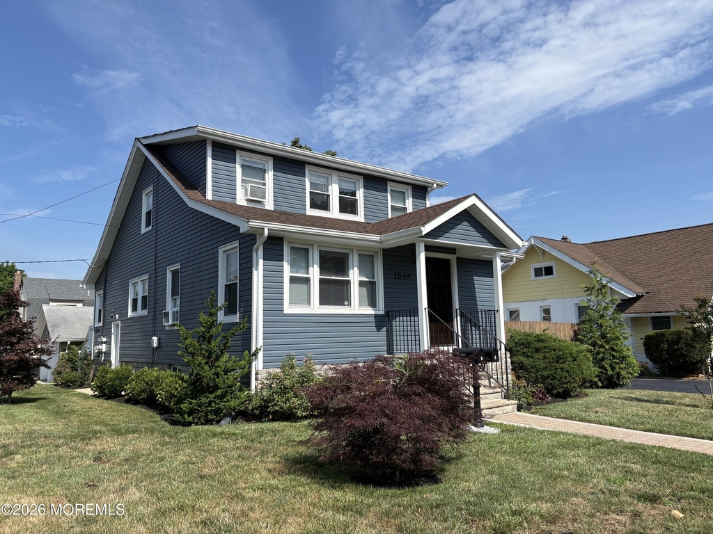 154 8th Street - Photo 0