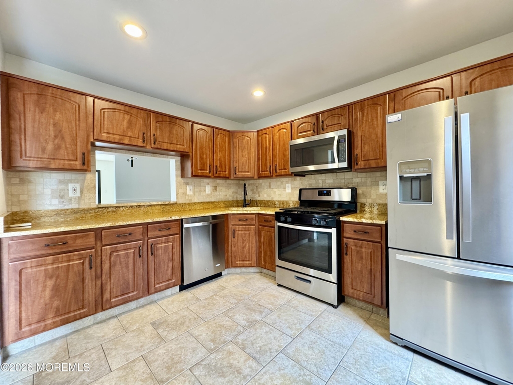 207 Lindsey Court - Photo 6