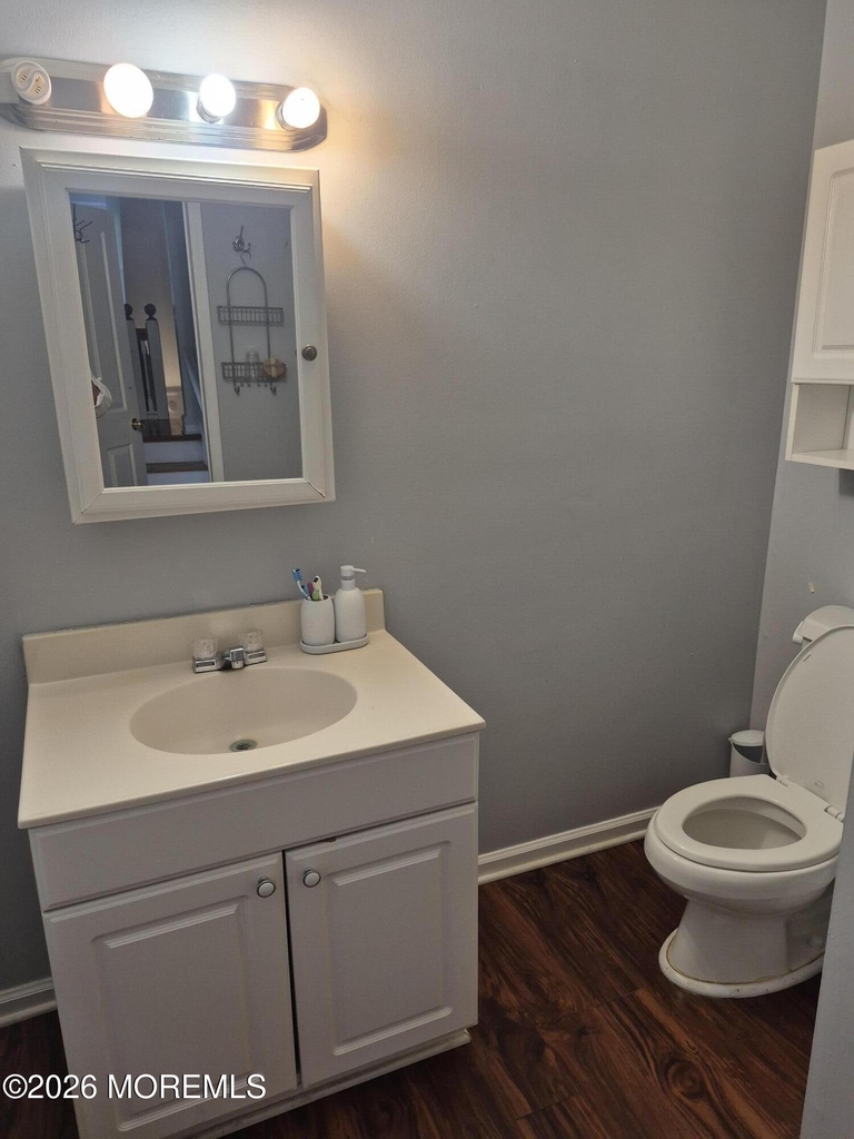 366 Lake Avenue - Photo 10