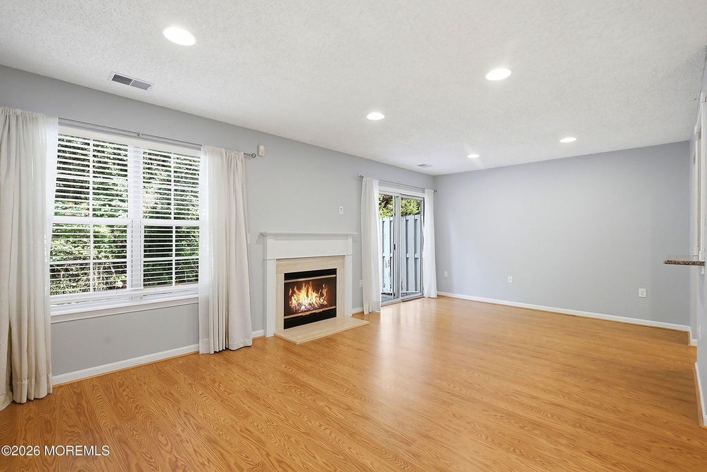 702 Carnation Drive - Photo 3