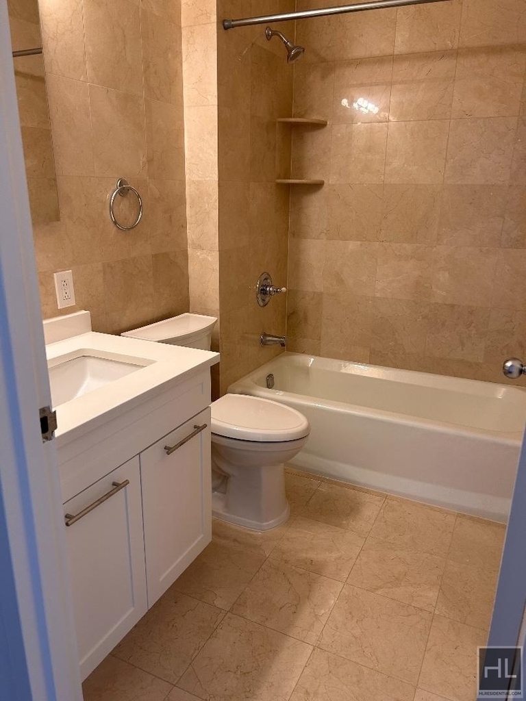 West 87th Street - Photo 3