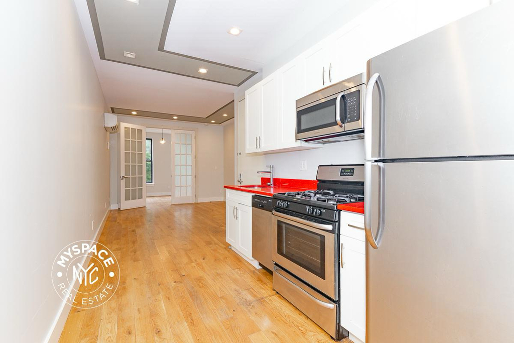 360 Central Avenue - Photo 2