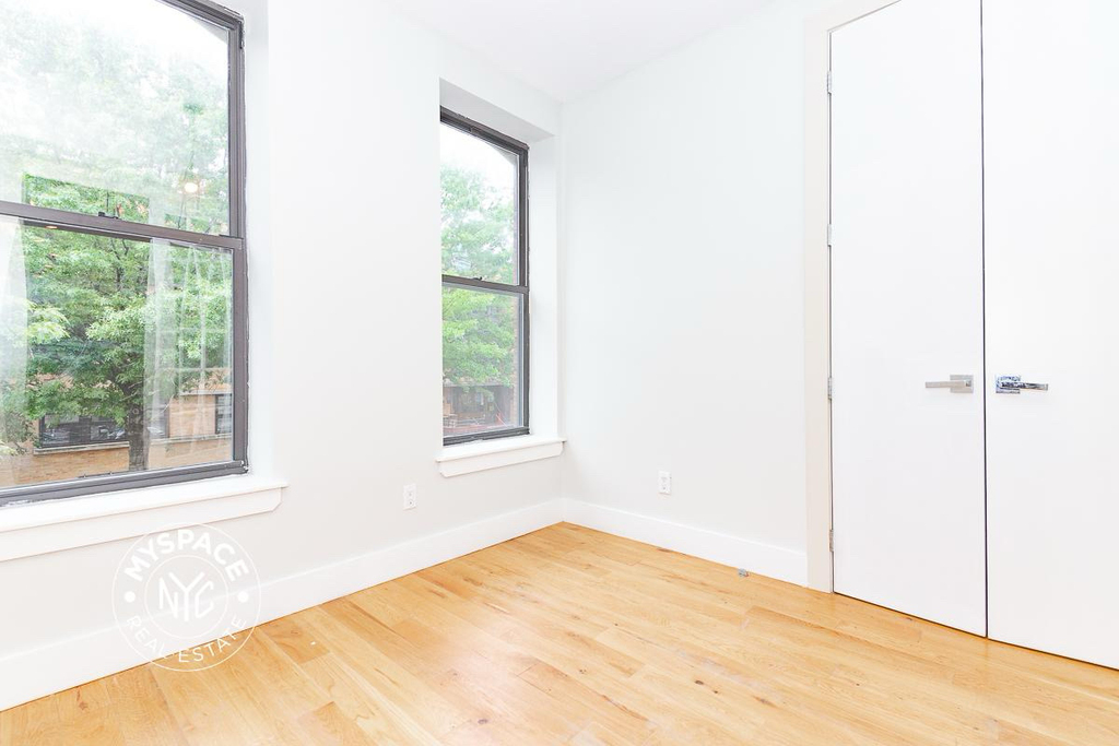 360 Central Avenue - Photo 6