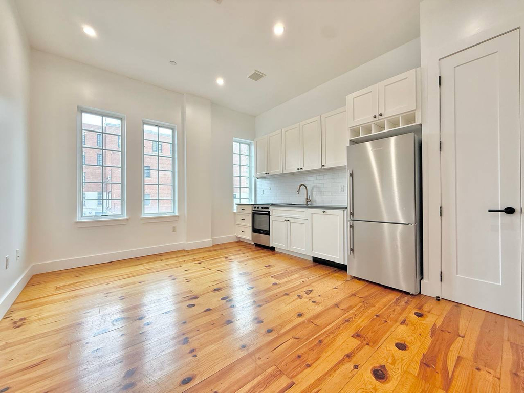 212 North 4th Street - Photo 1