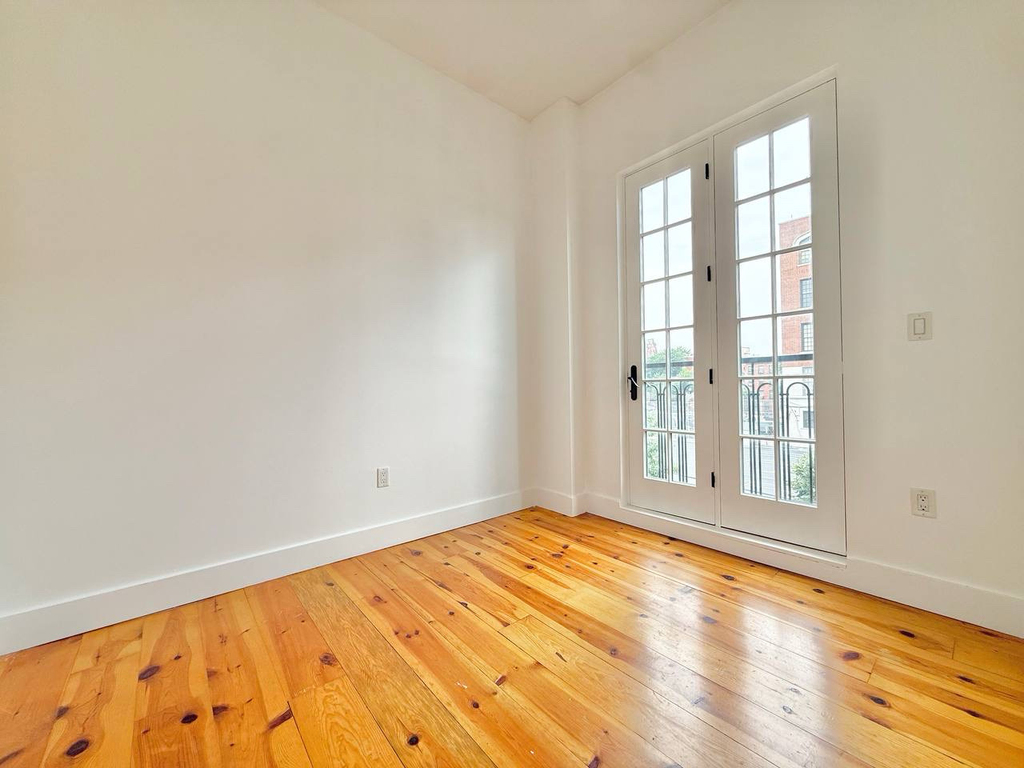 212 North 4th Street - Photo 3