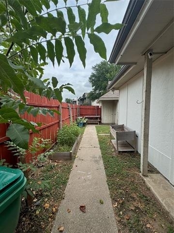 201 E Windsor Drive - Photo 32