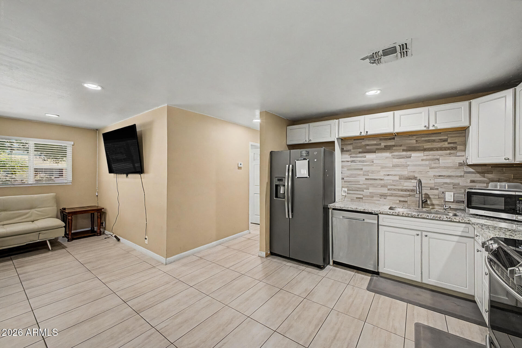 515 E Vista Del Cerro Drive - Photo 12