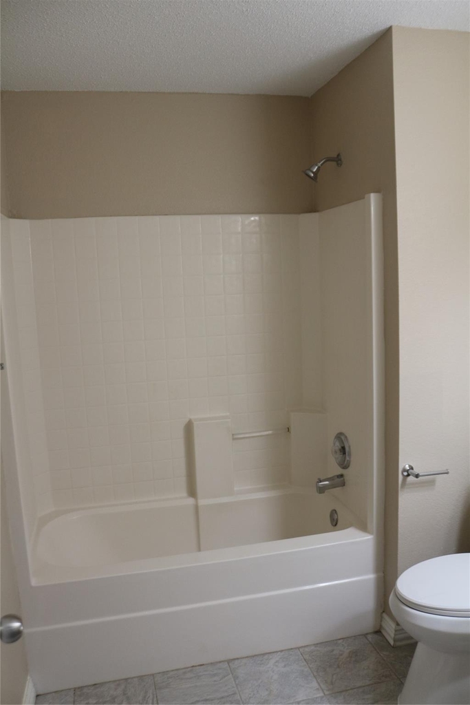 2748 Peach Drive - Photo 10