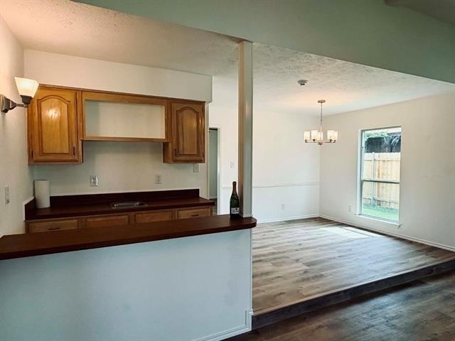 1101 Lombardy Drive - Photo 2