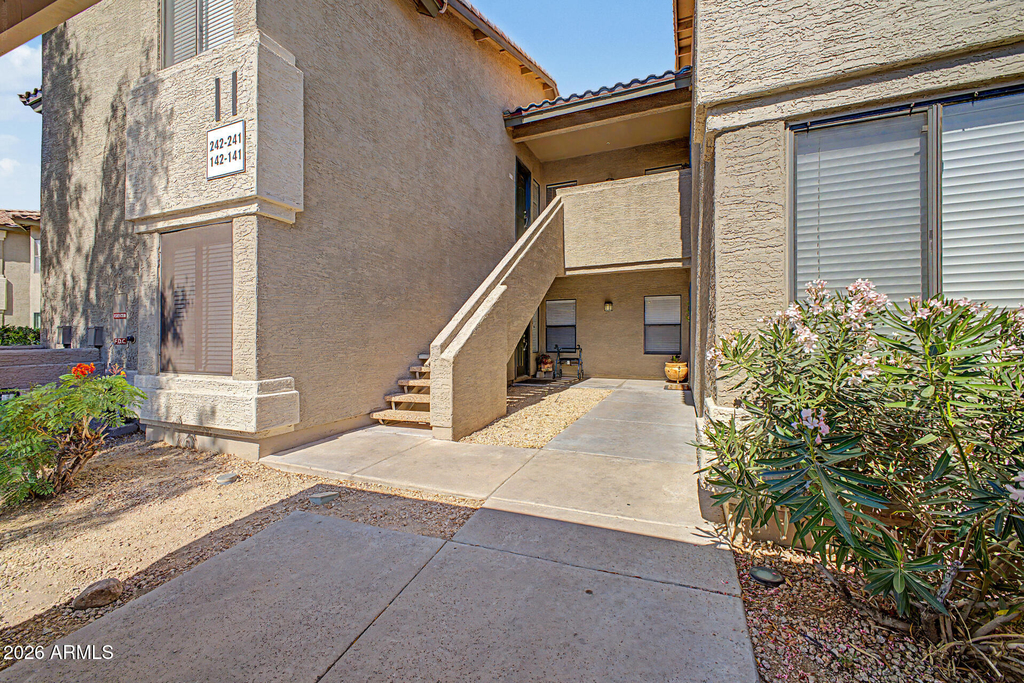 9600 N 96th Street - Photo 5