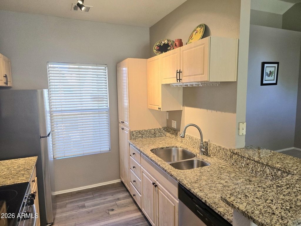 9600 N 96th Street - Photo 12