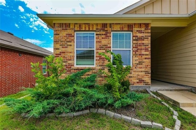 746 Wilshire Drive - Photo 4
