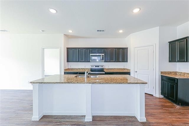 746 Wilshire Drive - Photo 5