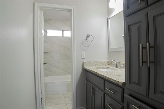 4104 N Hall Street - Photo 8