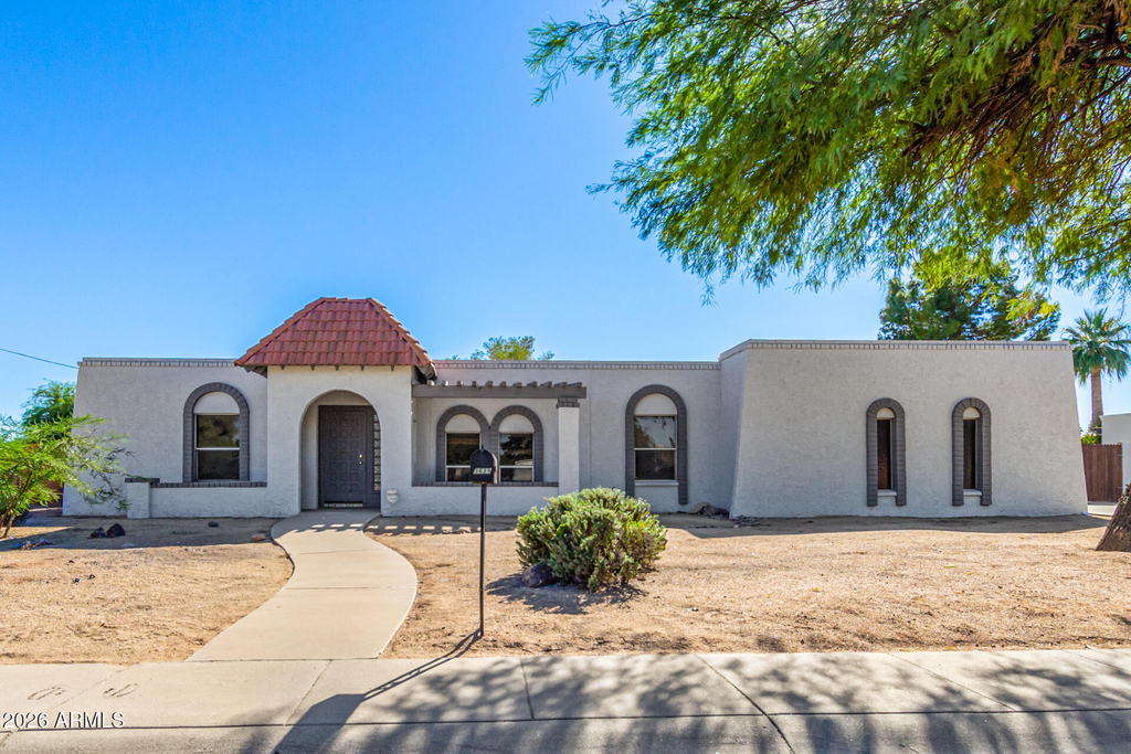 5639 E Thunderbird Road - Photo 1