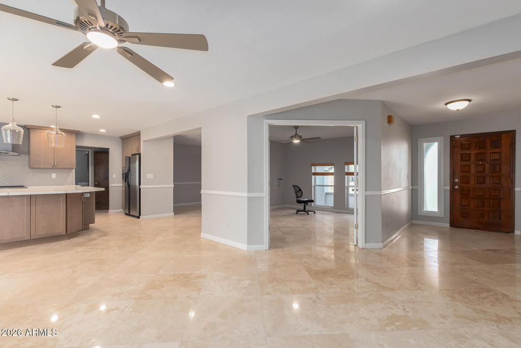 5639 E Thunderbird Road - Photo 4