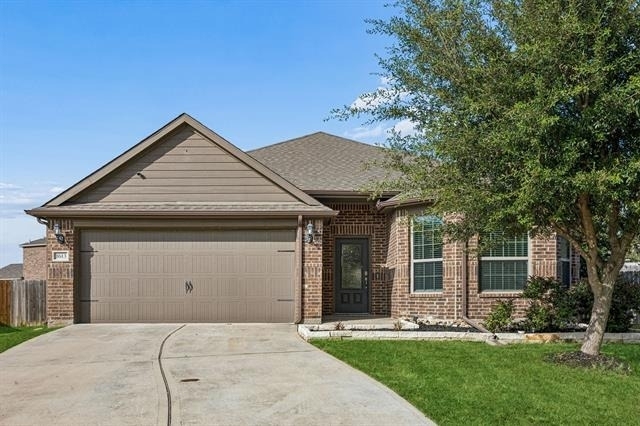1613 Weathervane Way - Photo 0