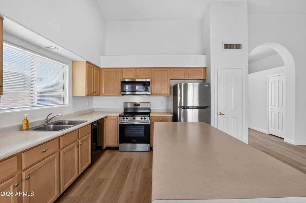 13364 W Wilshire Drive - Photo 15