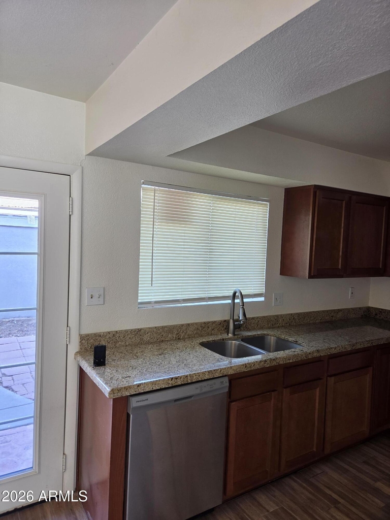 6412 S Mcallister Avenue - Photo 9