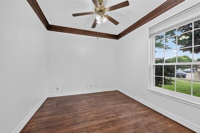 5900 Atlanta Drive - Photo 11