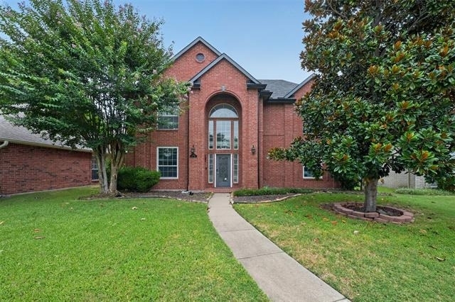 5900 Atlanta Drive - Photo 1