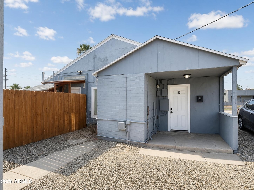 5913 W Palmaire Avenue - Photo 2