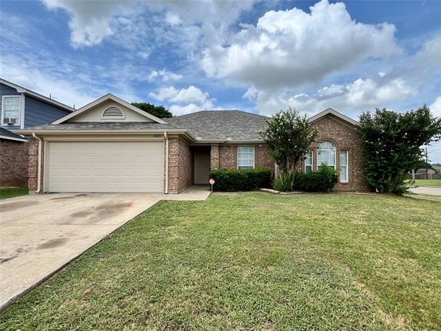 1621 Antelope Run - Photo 0
