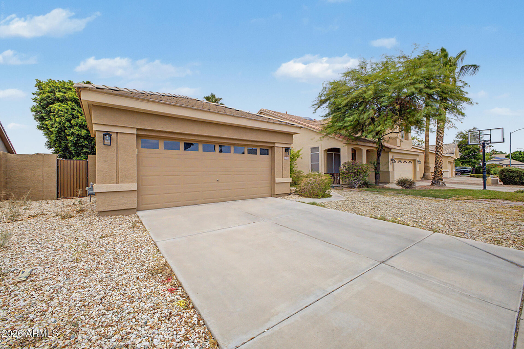 6932 W Blackhawk Drive - Photo 3