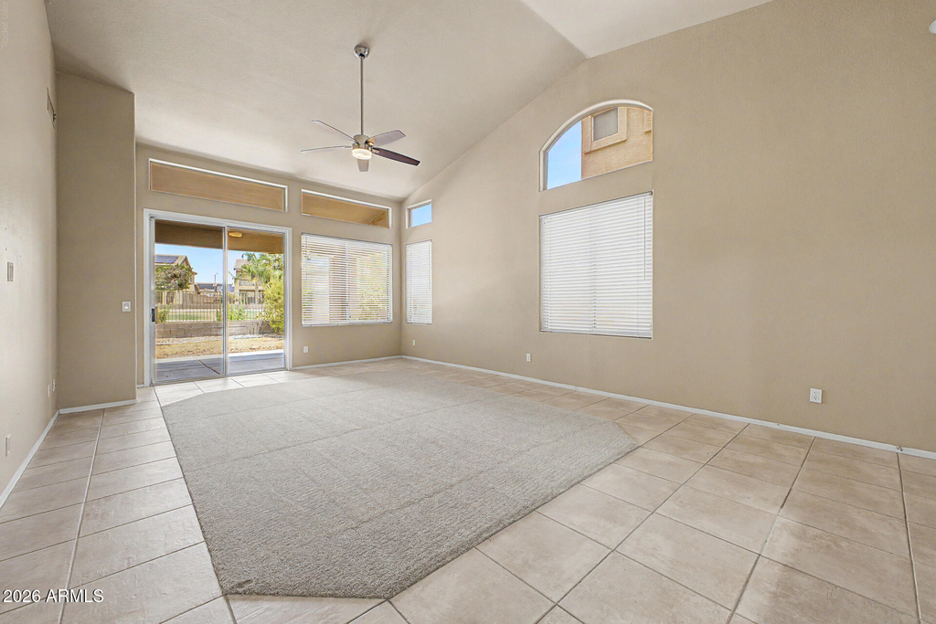 6932 W Blackhawk Drive - Photo 10