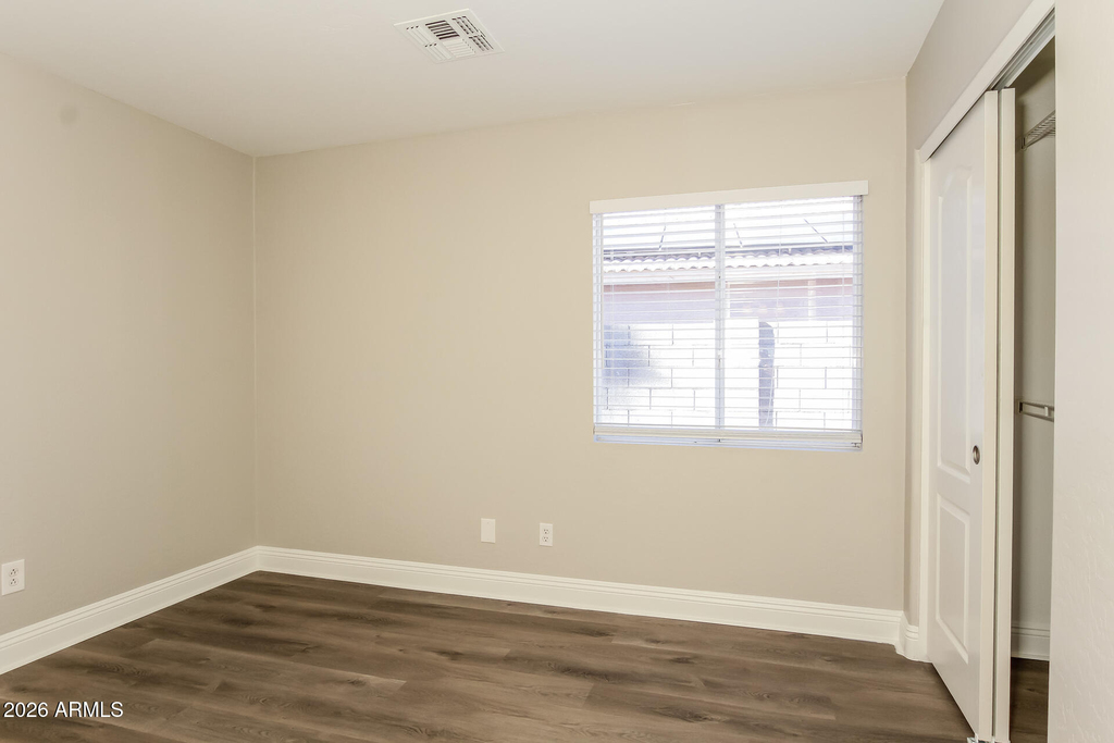 15441 W Port Royale Lane - Photo 9