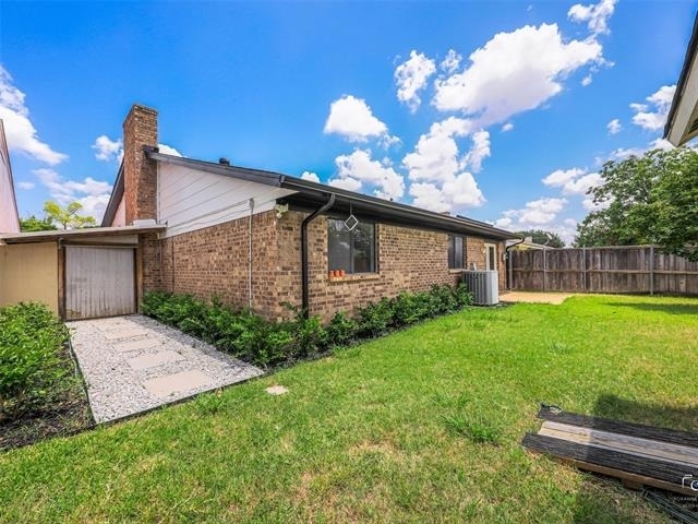 2212 Benbrook Drive - Photo 31