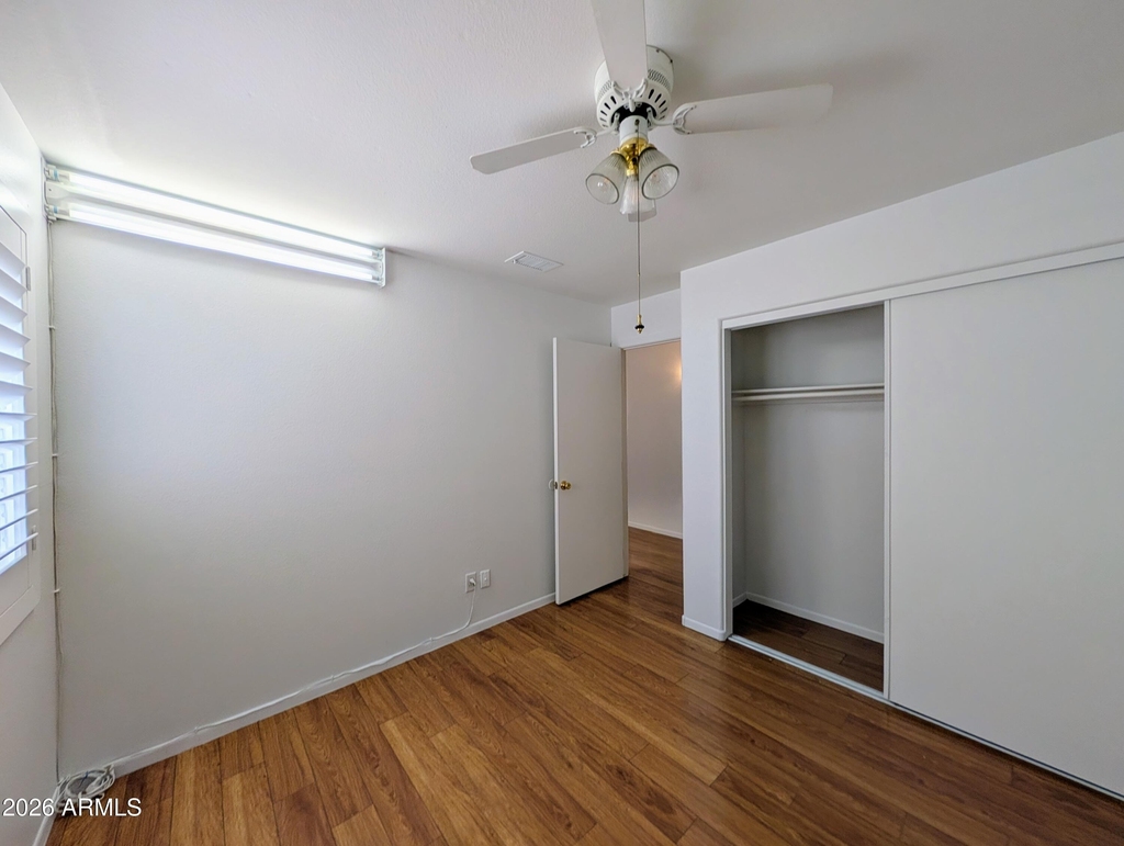 2824 W Angela Drive - Photo 43