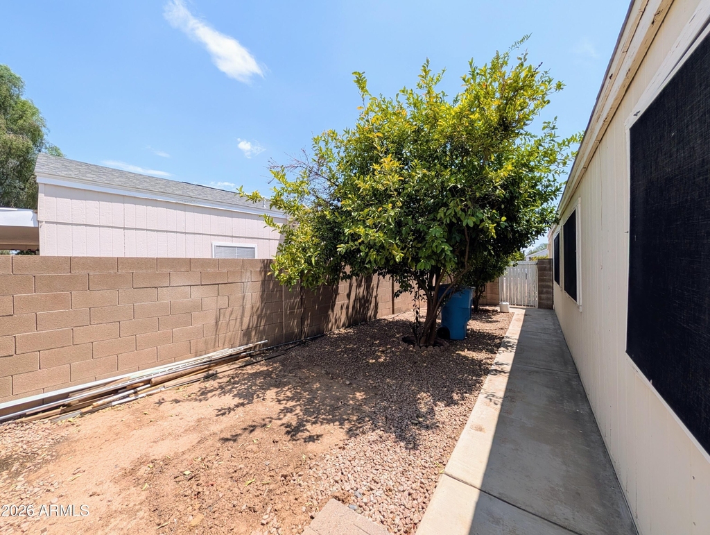 2824 W Angela Drive - Photo 62