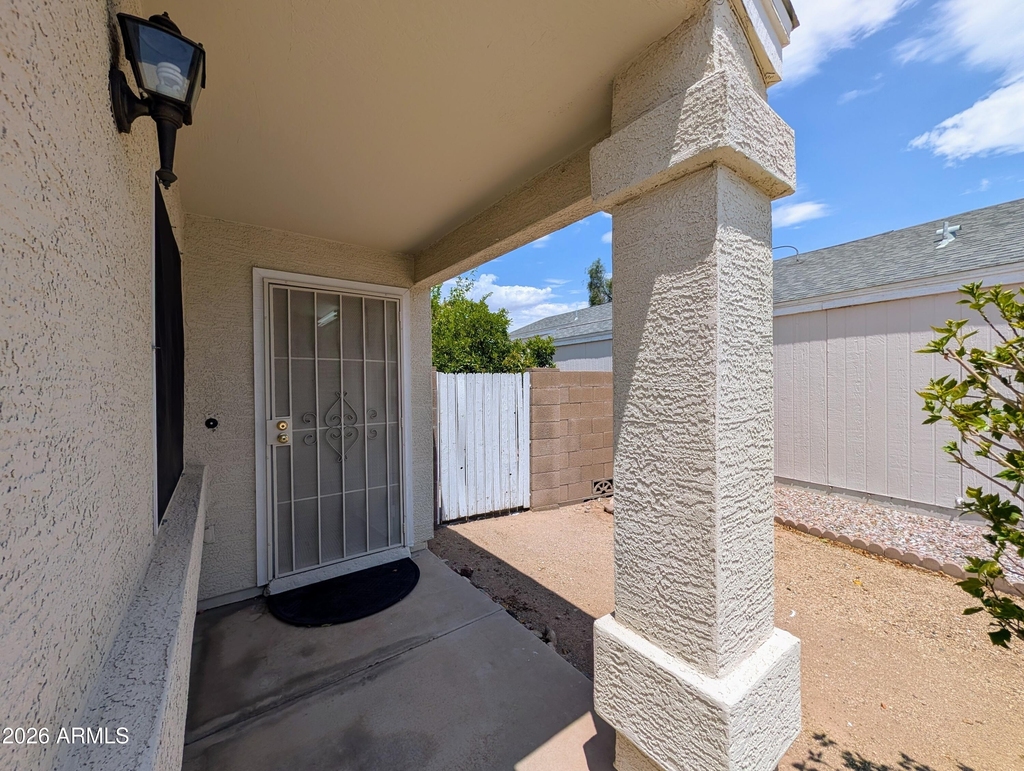 2824 W Angela Drive - Photo 6