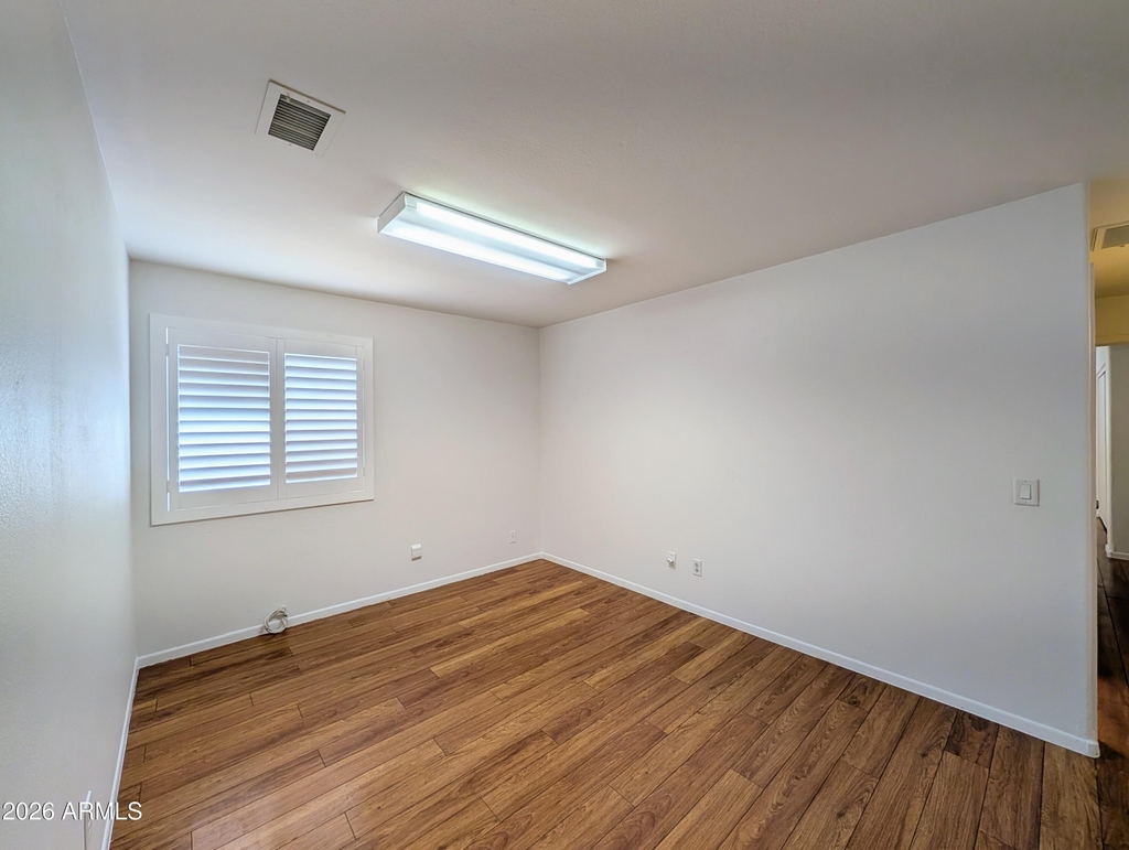 2824 W Angela Drive - Photo 38