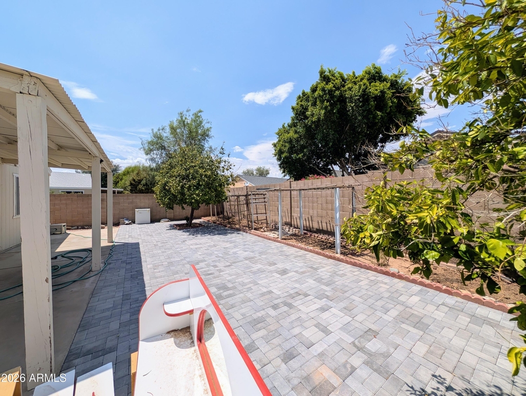 2824 W Angela Drive - Photo 59