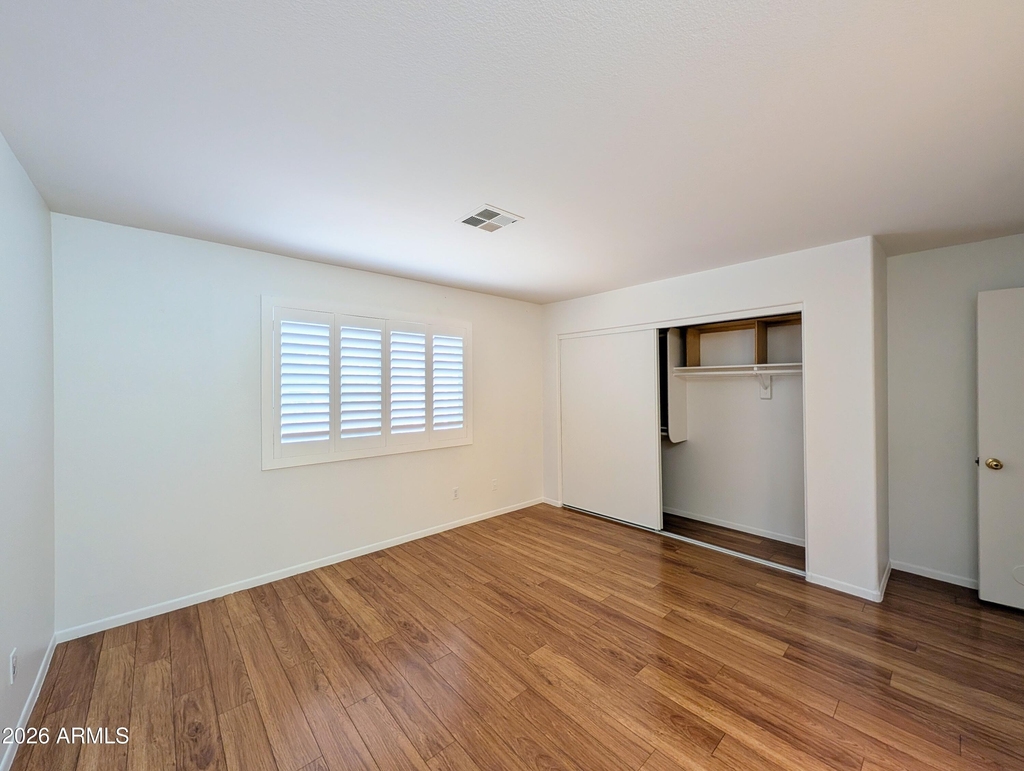 2824 W Angela Drive - Photo 31