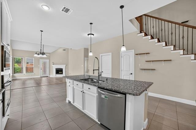 10712 Troutt Drive - Photo 9