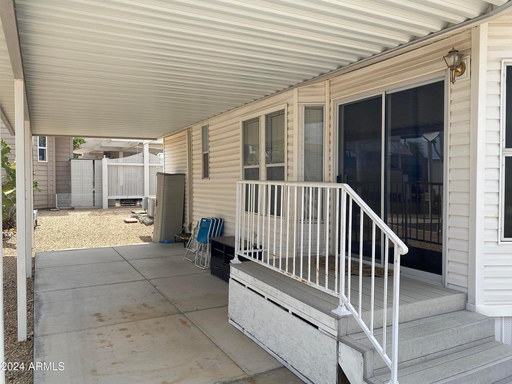 17200 W Bell Road - Photo 1